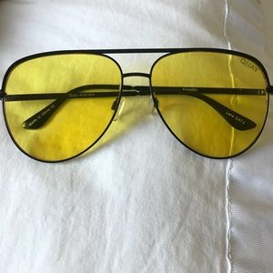 QUAY SUNGLASSES
